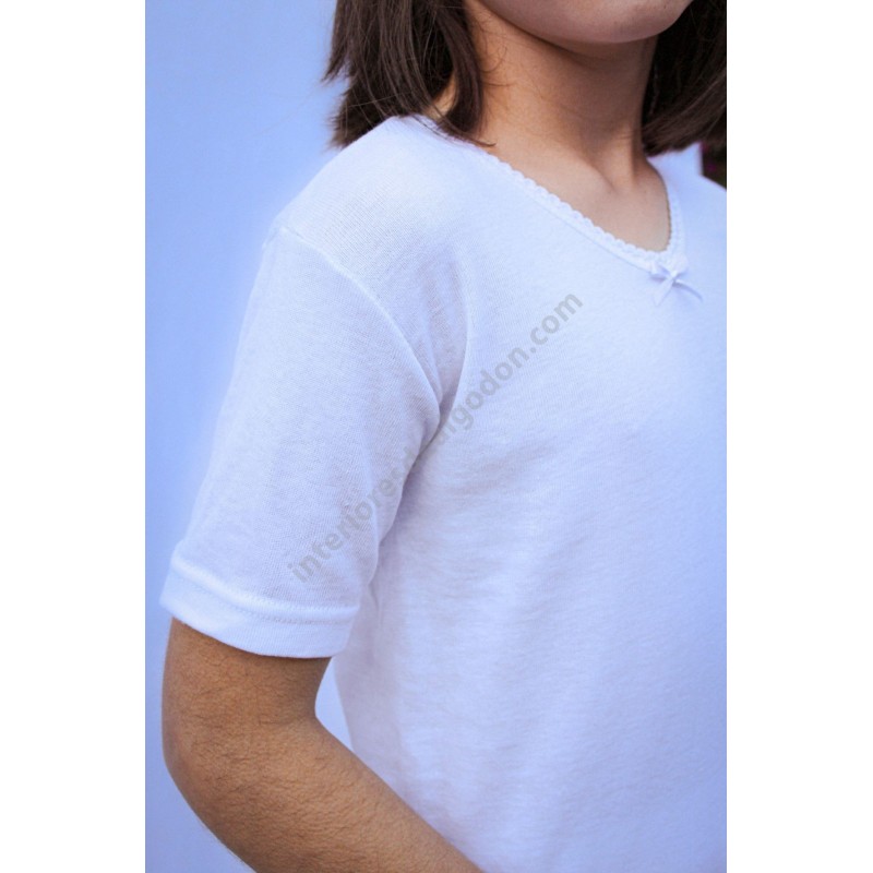camiseta interior de algodón manga corta para niña. fabricado en España
